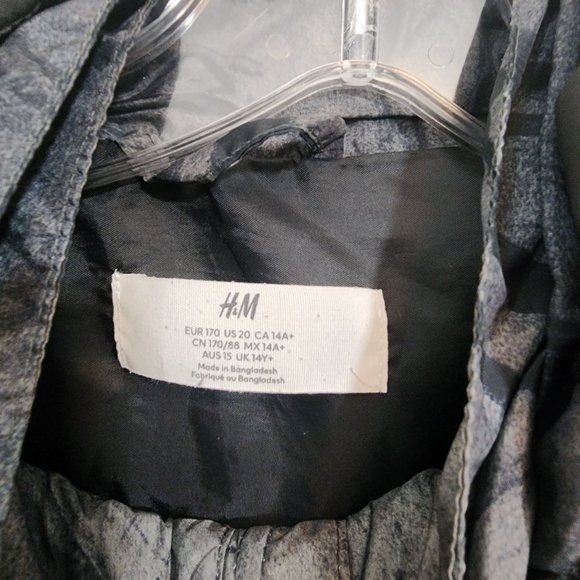 H & M marble tie dyed Epic Vibes windbreaker jacket w/ detatchable hood boys 20 - Picture 2 of 10